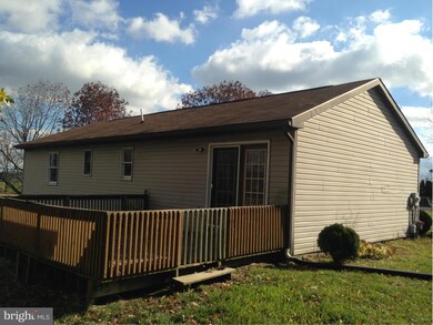 203 Maranatha Dr, Saint Thomas, PA 17252 - photo 3