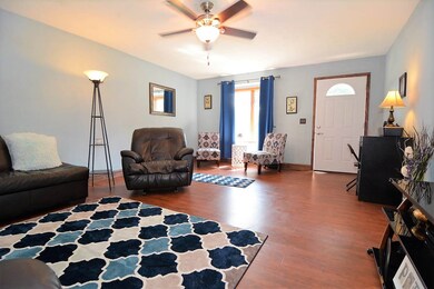 726 Saint Catherine Ct, Newburgh, IN 47630 - photo 6