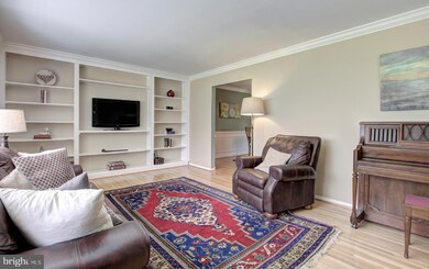 4441 Rockcrest Dr, Fairfax, VA 22032 - photo 3