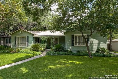 159 E Oakview Place, San Antonio, TX 78209 - photo 2