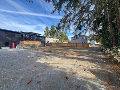 11647 Beacon Ave S unit 3, Seattle, WA 98178 - photo 3