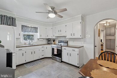 516 Ash St unit 52, Pottstown, PA 19464 - photo 7