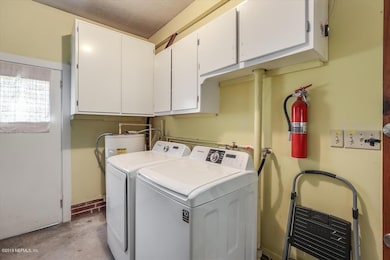 7242 Arlet Dr, Jacksonville, FL 32211 - photo 3