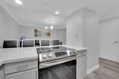 2080 Karen Ave unit 1, Las Vegas, NV 89169 - photo 4