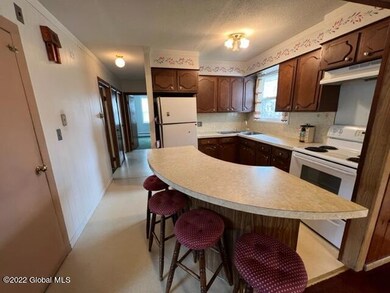 180 S Kingsboro Ave, Gloversville, NY 12078 - photo 5