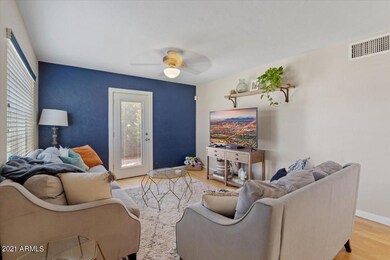 04-Living Room