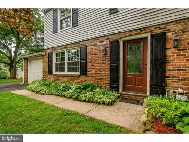 142 Forge Hill Ln, Phoenixville, PA 19460 - photo 3