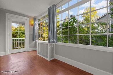 52 Sinawoy Rd Cos Cob CT 06807-small-003