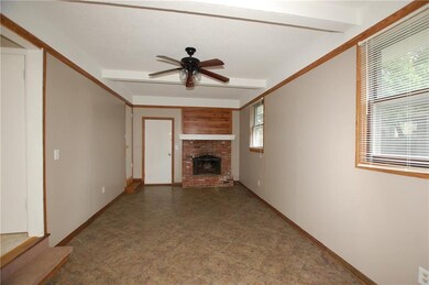 7119 Cody St, Shawnee, KS 66203 - photo 6