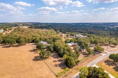 277 Falcon Dr, Weatherford, TX 76088 - photo 2