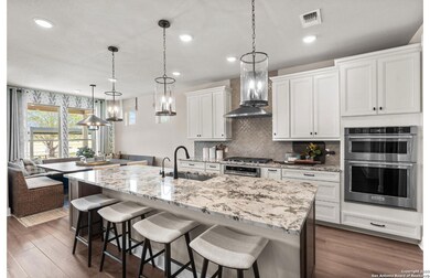 613 Dayflower Ln, New Braunfels, TX 78132 - photo 4