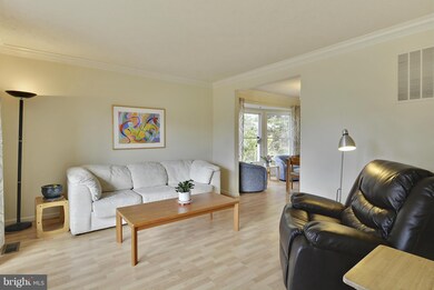 20072 Great Falls Forest Dr, Great Falls, VA 22066 - photo 6