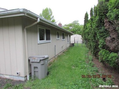 820 36th Ave SW, Albany, OR 97322 - photo 3