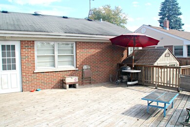 1410 S 6th Ave, Des Plaines, IL 60018 - photo 4