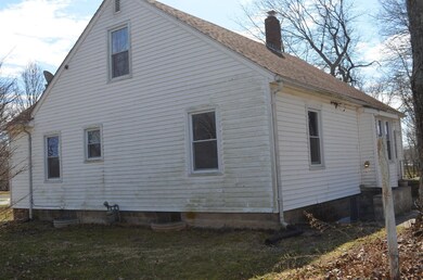 923 N Buckeye St, Osgood, IN 47037 - photo 6