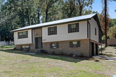 1317 W Navajo Dr, Alabaster, AL 35007 - photo 3