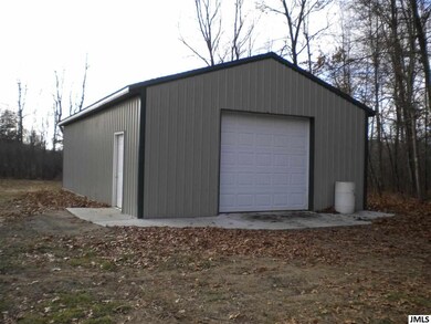 24 X 40 Pole barn