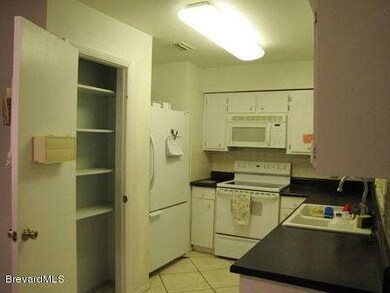 1800 VC kitchen w ref