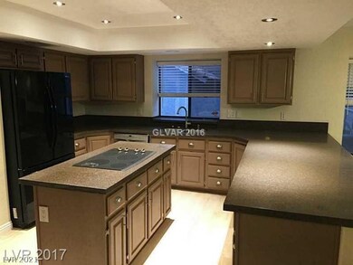 9617 Cliff View Way, Las Vegas, NV 89117 - photo 3