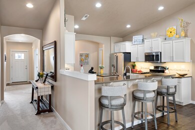 4757 SW Umatilla Ave, Redmond, OR 97756 - photo 3