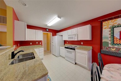 382 Running Briar Rd, Fletcher, NC 28732 - photo 7