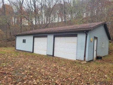 600 Riverside Ave, Homer City, PA 15748 - photo 3