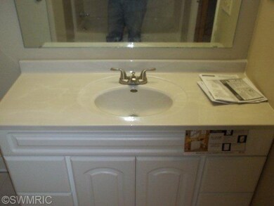 1132 Janice St, Wayland, MI 49348 - photo 3