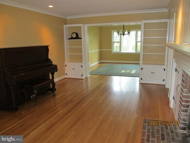 4910 27th St N, Arlington, VA 22207 - photo 4