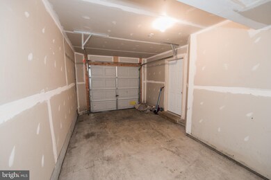 602 Hupps Hill Ct, Strasburg, VA 22657 - photo 6