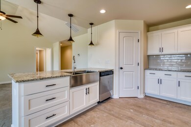 911 S Silverwood Ln, Nixa, MO 65714 - photo 4