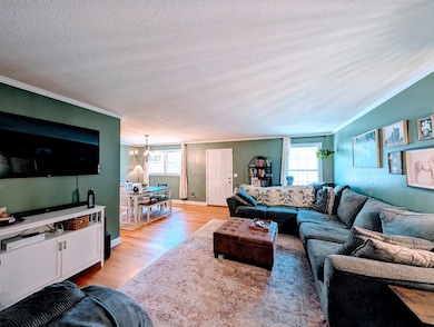 593 Covington St, Sumter, SC 29150 - photo 5