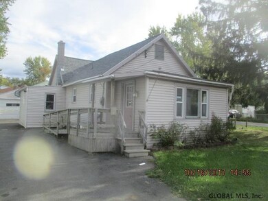 33 Sherwood Ave, East Greenbush, NY 12014 - photo 2
