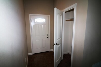 Enterance and coat closet