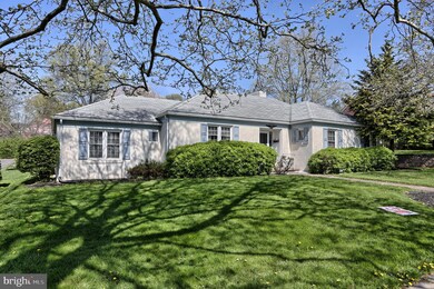 628 Cocoa Ave, Hershey, PA 17033 - photo 2