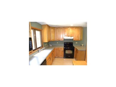 Cafeteria/Kitchen.