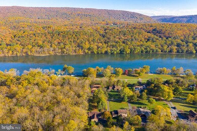 509 River Cliff Dr, Harpers Ferry, WV 25425 - photo 5