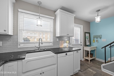 Entrance into Kitchen