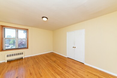 2625 W Fitch Ave unit 3F, Chicago, IL 60645 - photo 6