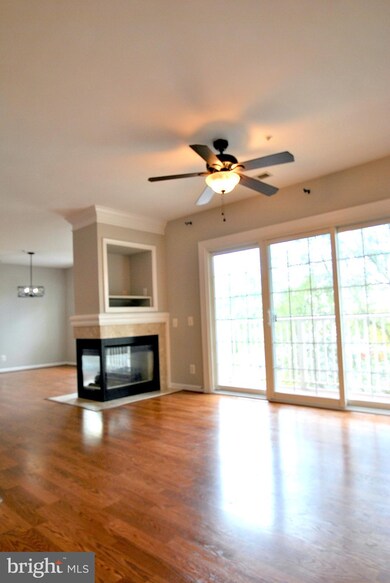 21850 Elkins Terrace unit 301, Sterling, VA 20166 - photo 7