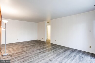 115 Charlotte Way unit 204, Enola, PA 17025 - photo 7