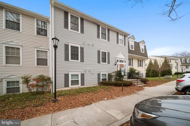 7 Pickering Ct unit 2, Germantown, MD 20874 - photo 3