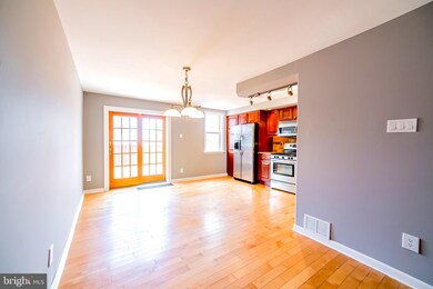 1071 Oakwood Dr, Glenolden, PA 19036 - photo 7