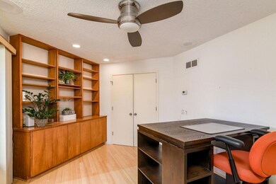 6916 Copperfield Ct, West Bloomfield, MI 48322 - photo 2