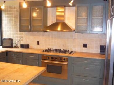 15 Benedict Ct, Greenwich, CT 06830 - photo 2