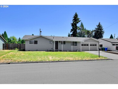 1012 Cinnamon Ave, Eugene, OR 97404 - photo 7