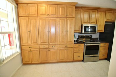 Extra Cabinetry