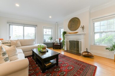 208 Fuller St unit 4, Brookline, MA 02446 - photo 2