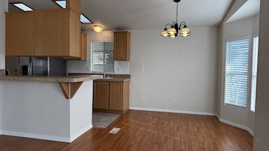 Breakfast/Dining Area
