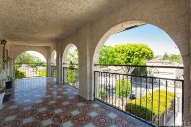 Front Porch with View 