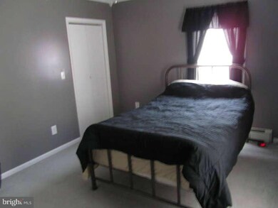 457 Saint Cloud St, Keyser, WV 26726 - photo 5